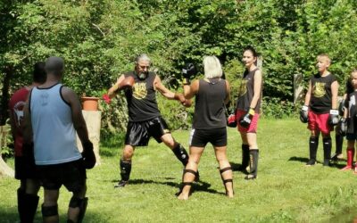 Thaiboxtraining bei Heikos Fischzucht